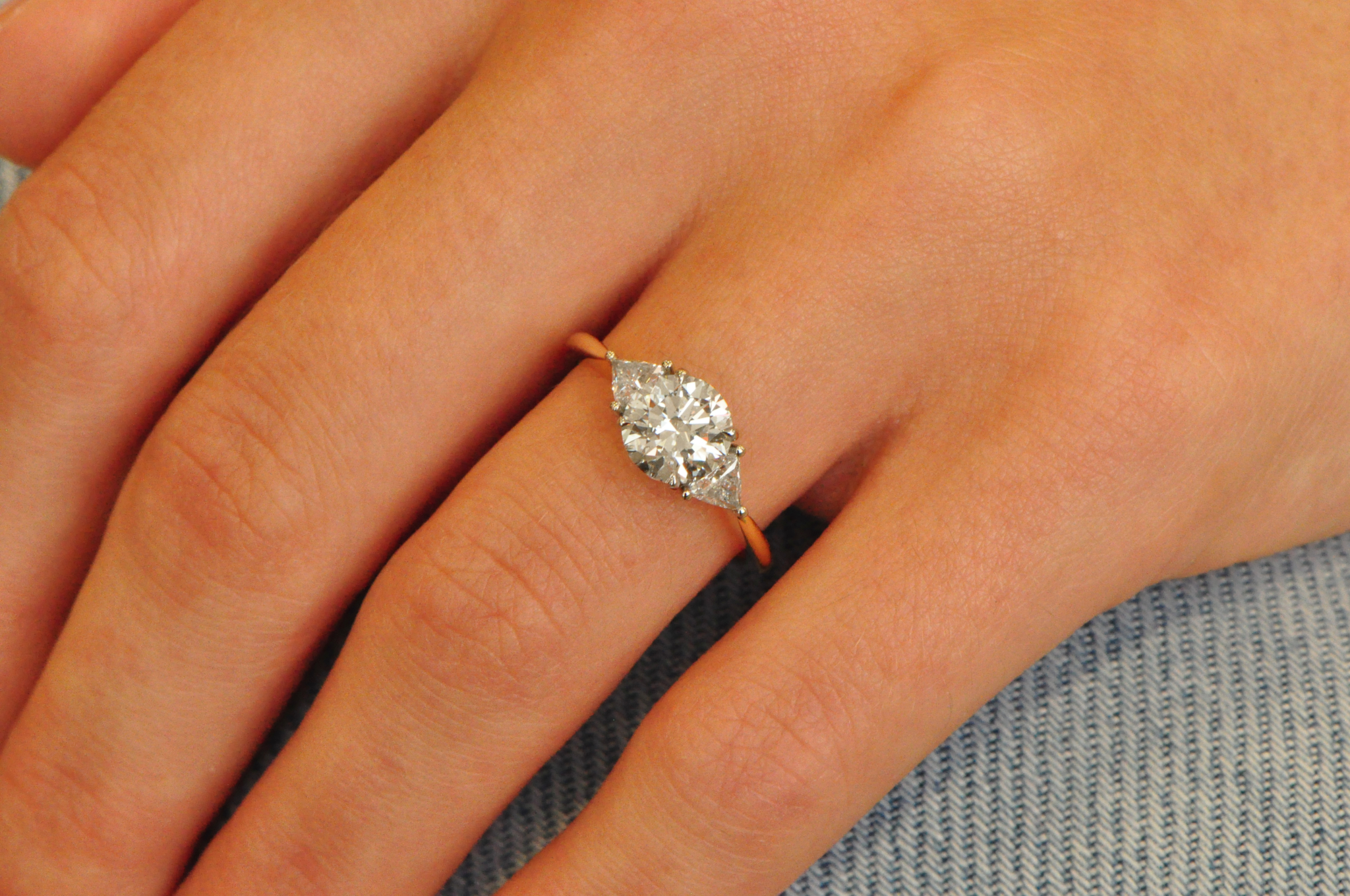 Round and trillion trilogy ring