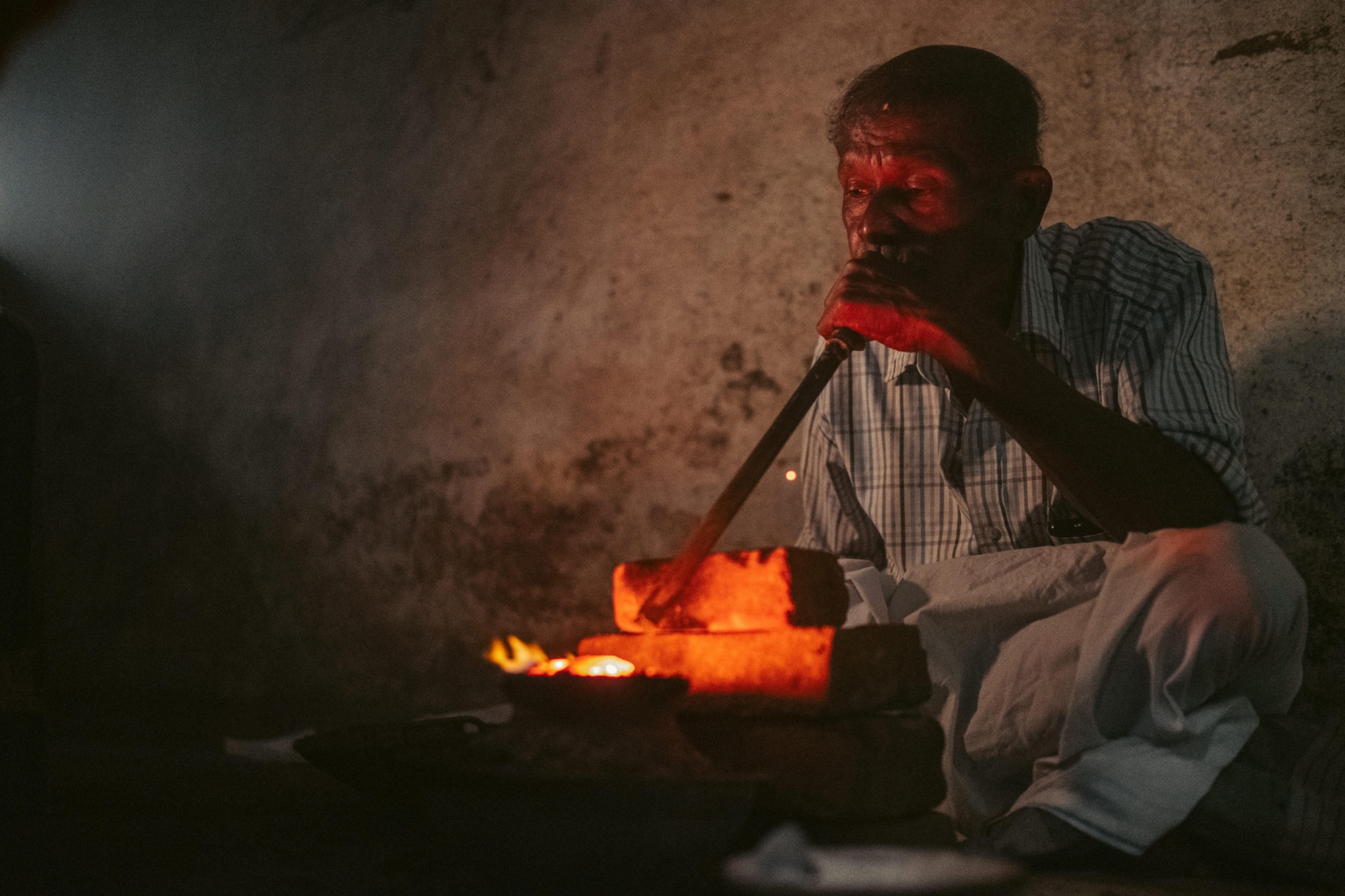 Traditional gem heating treatment