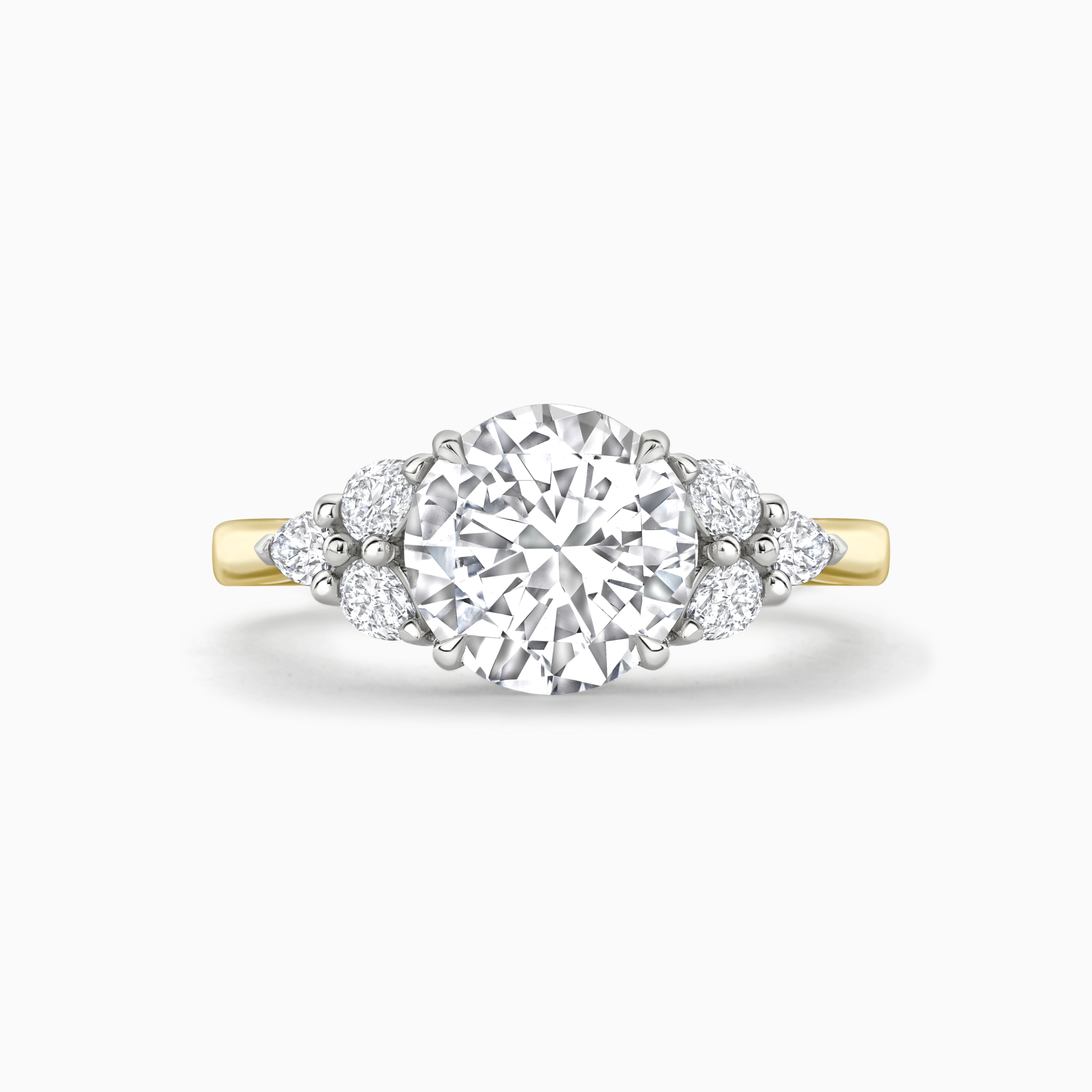 Brilliant cut diamond cluster centre stone