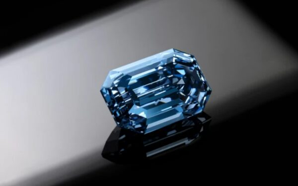 De Beers Blue Diamond